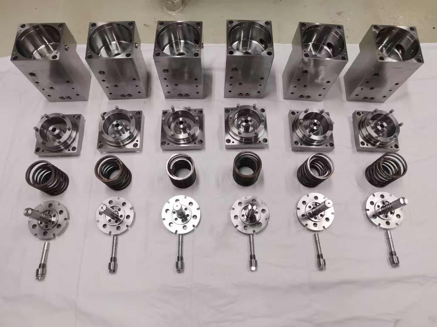 Lubricator Maintenance